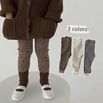 Children hit bottom pants 2022 Spring autumn new girl sashimi pants child clothing BAO WELN long pants baby foreign air plaid pants