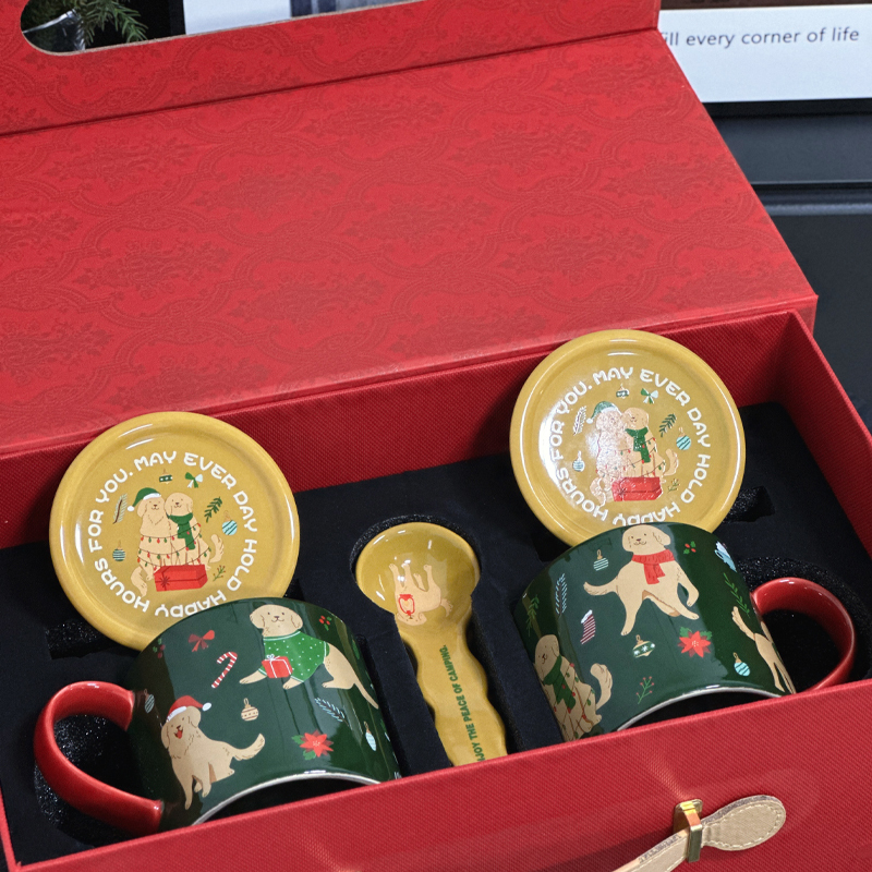 New Christmas Golden Retriever Mug Cute Creative Ceramic Cup High-End Gift Souvenir Set Gift Box with Spoon and Lid New Christmas Golden Retriever Mug Cute Creative Ceramic Cup High-End Gift Souvenir Set Gift Box with Spoon and Lid