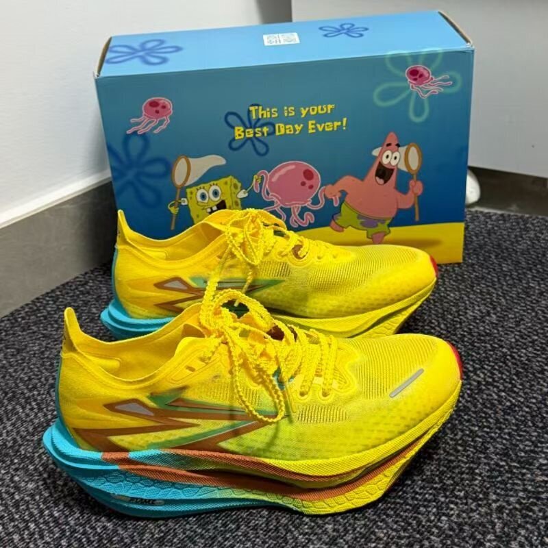 Duowei [Pink and Yellow Swans] Feiran 4.0 Spongebob Full-Length Carbon Plate Ultra-Light Shock-Absorbing Sports Shoes for Children