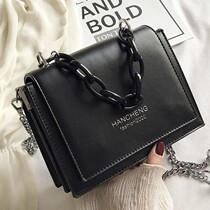 Net Red Packet Bag Women Bag 2022 Summer New Single Shoulder Carry-on 100 lap s Fashion chain small square bag