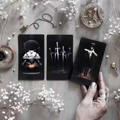 (Spot) True Black Tarot Card Tarot Collector's Edition Genuine Foreign Imported Full Caro Card Genuine English