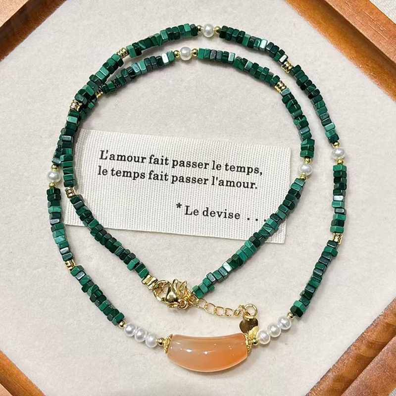 Fufu Cultural and Creative Industries｜Malachite Rough Stone Squares Paired with Pink Salt Source Agate and Good Luck Koi Necklace