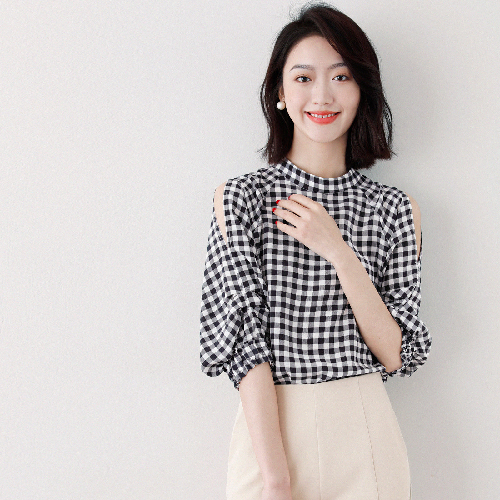 Dituton silk shirt women's summer off-the-shoulder pullover bat sleeve T-shirt top three-quarter sleeve black and white plaid shirt women