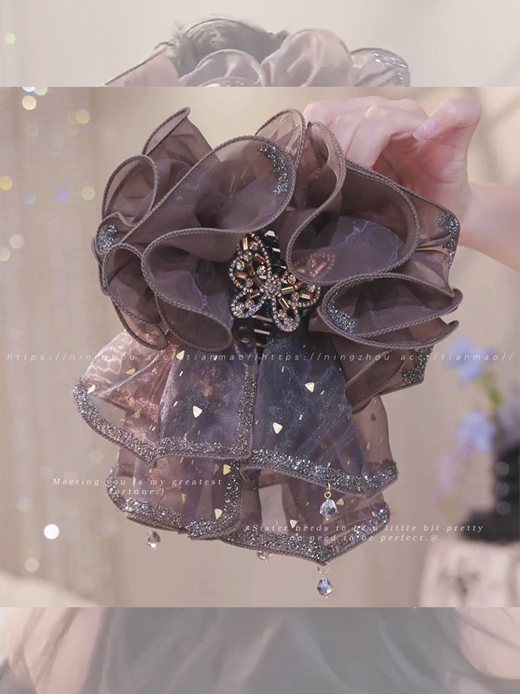 Gold Foil Butterfly Skirt-Shaped Hair Clip for Women, Back-Of-Head Bun Hairpin, Shark Clip Hair Accessory, High-End Bun Fixing Hairpin