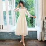 Платье подружки невесты, лонгслив, вечернее платье, цвета шампанского, яркий броский стиль, по фигуре