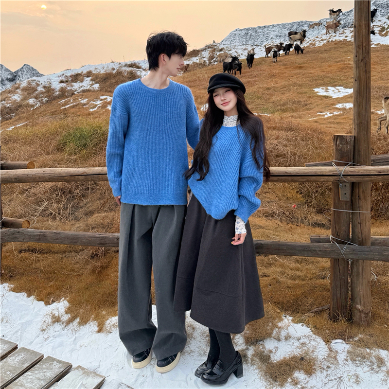 Couple's Clothing Autumn and Winter 2026 New Korean Style Loose and Lazy Style Sweater Super Popular High-End Niche Men's and Women's Knitwear