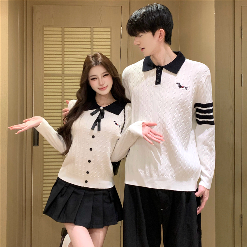 Couple Outfits for Autumn and Winter 2026, New Korean Style Loose and Casual College Style Sweater Set, High-End Niche Knitwear