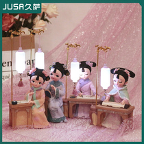 The Forbidden City Dolls Playful Gaggan Chess and Painting and Painting Peoples Occasional Chinese Characteristics Gifts to the Old Foreign Beijing Silk People Desktop Pendulum