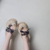 Lamb wool sweater single shoe mesh red with good looking 2021 new line of buttoned flat-bottomed fur shoes female outwear