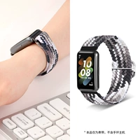 Повернутые бомбы [красочный черный]