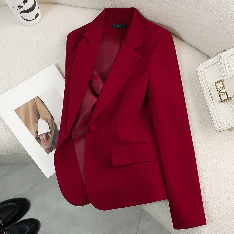 Red Blazer for Women 2026 New Spring and Autumn Casual High-End Elegant Socialite Style Trendy Small Suit This Year