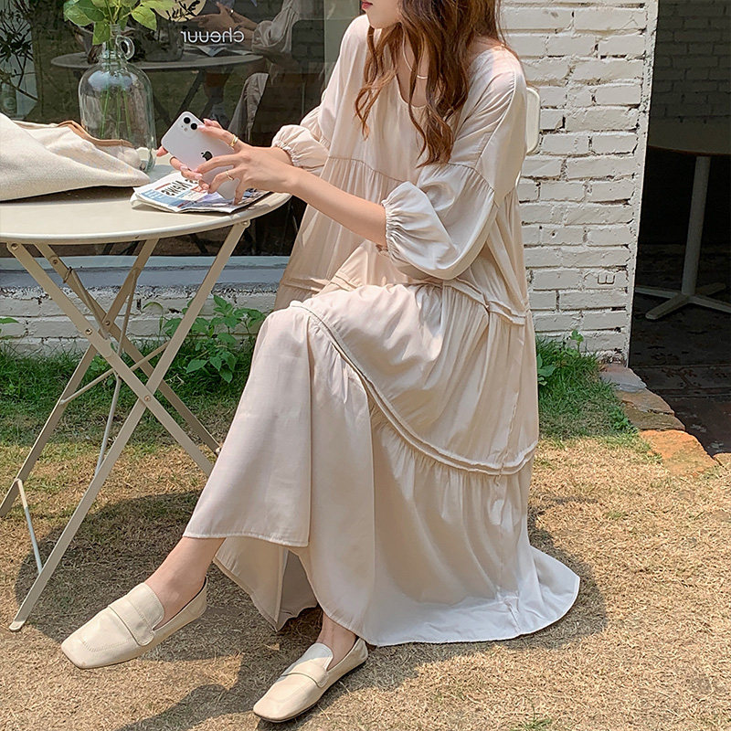 2022 new design sense niche age reduction light luxury dress celebrity temperament slim French retro skirt women's clothing