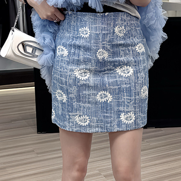 Short skirt for women 2025 new summer style European station spliced ​​flower A-line skirt high-waisted skirt versatile age-reducing skirt
