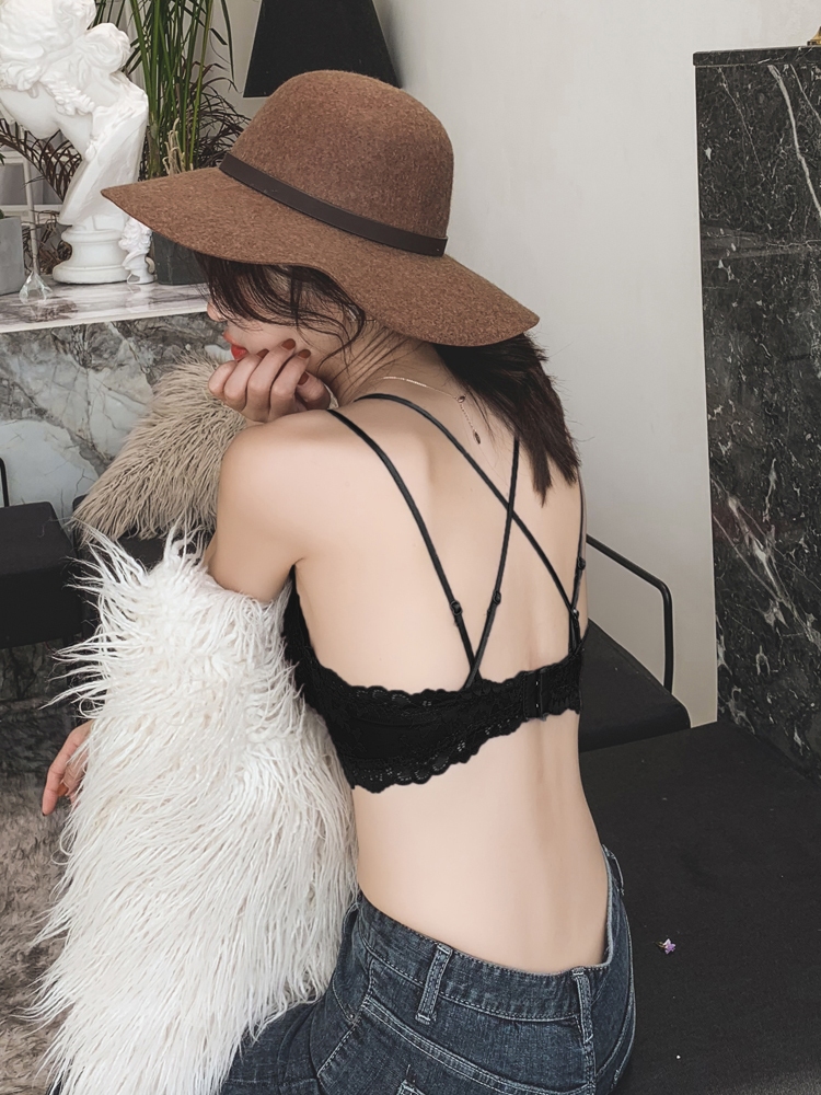 Underwear women no steel ring no trace thin shoulder straps beautiful back gathered non-slip sexy all-match fashion retro lace suit women