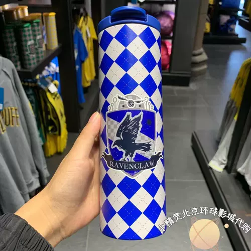 Пекинские Universal Studios, покупающие Гарри Порт Хогвартс