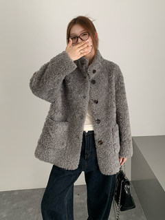 100% sheep wool genuine horn button pocket sheep sheared jacket women's short stand collar loose lamb fur integrated
