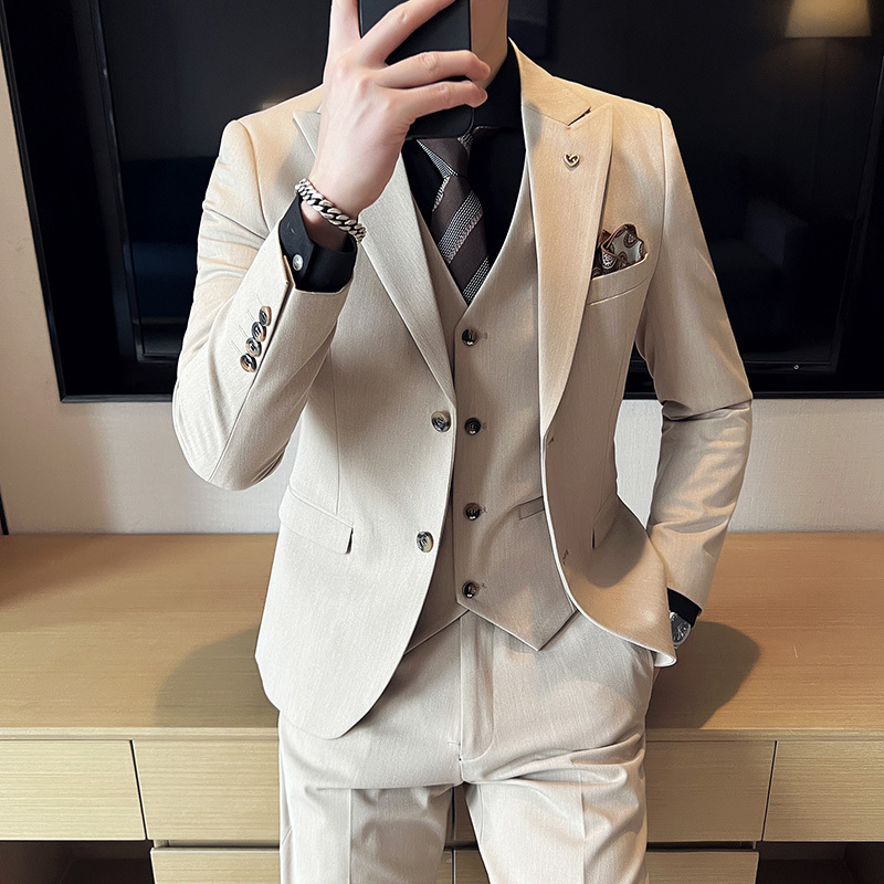 Off-White High-End Suit for Men, Slim Fit Groom's Wedding Suit, Formal Wear, Small Suit Jacket, Classy Casual Off-White High-End Suit for Men, Slim Fit Groom's Wedding Suit, Formal Wear, Small Suit Jacket, Classy Casual