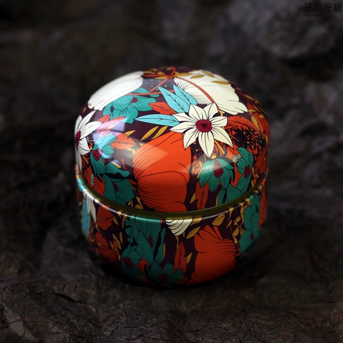 Ароматизированный чай, металлическая портативная свеча для путешествий