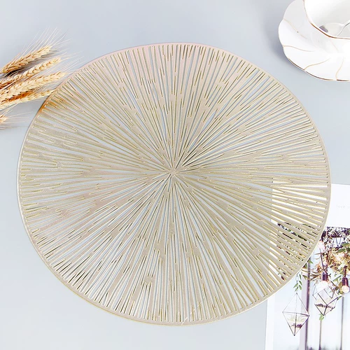 Северный горячий золотой фейерверк