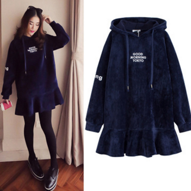 Pregnant women's autumn and winter clothing suit fashion models out of fashion 2020 new tops women's sweaters velvet thickened coats to wear outside