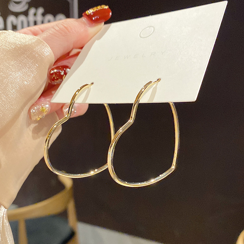 Love big earrings women's sterling silver hypoallergenic retro Hong Kong style earrings simple and versatile ins style net red same style earrings