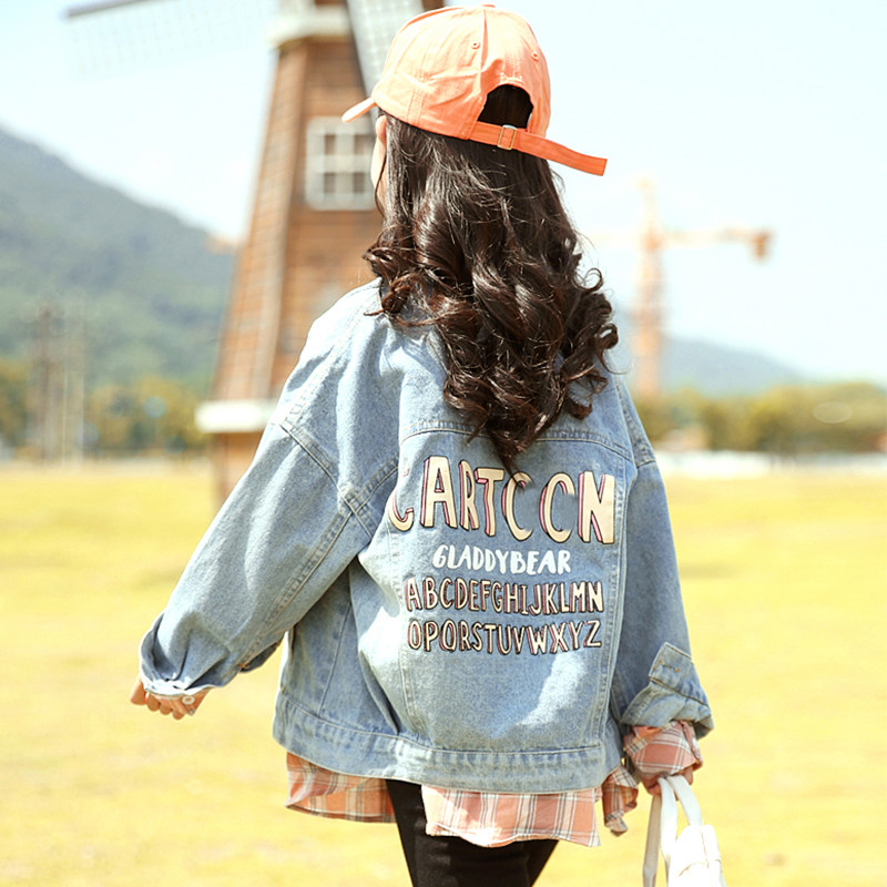 Girl's jacket 2022 Spring-and-autumn-style spring blouses net red 100 hitchhiking children's autumn clothes short jean