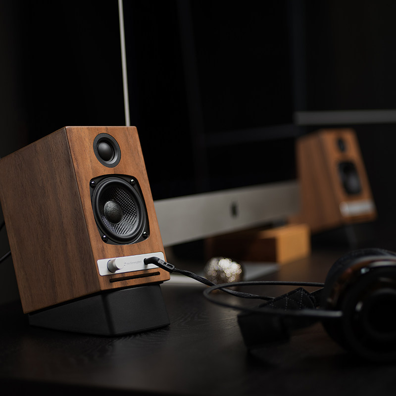 Audioengine Sonic Engine HD3 Desktop Hi-Fi Bluetooth Stereo Active Multimedia Computer Speaker