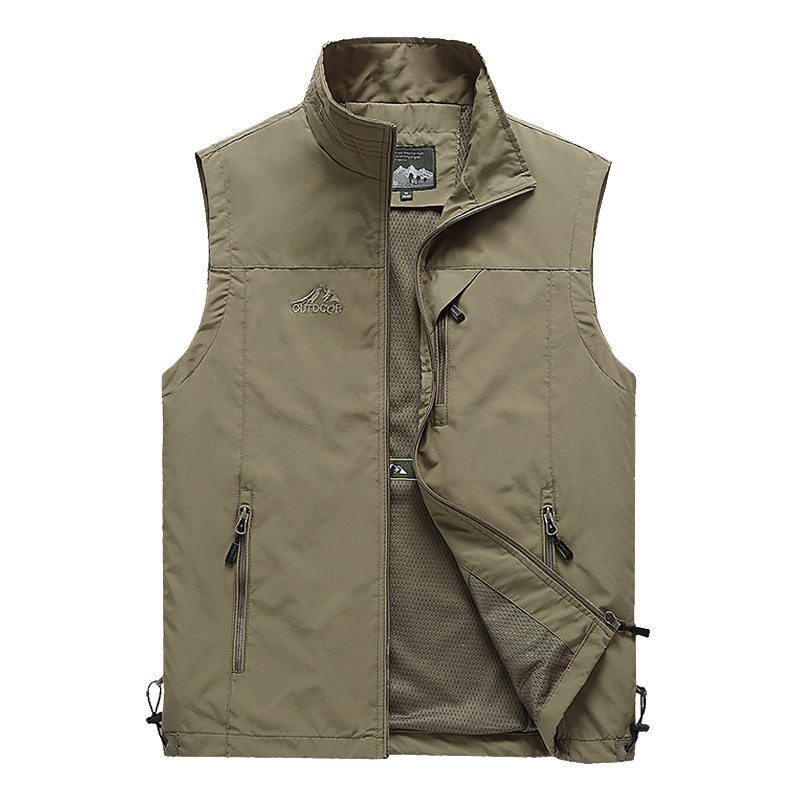 Multi-pocket casual vest for men, comfortable and breathable for dad