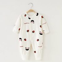 Клубничный маленький принц на ногах не может встать