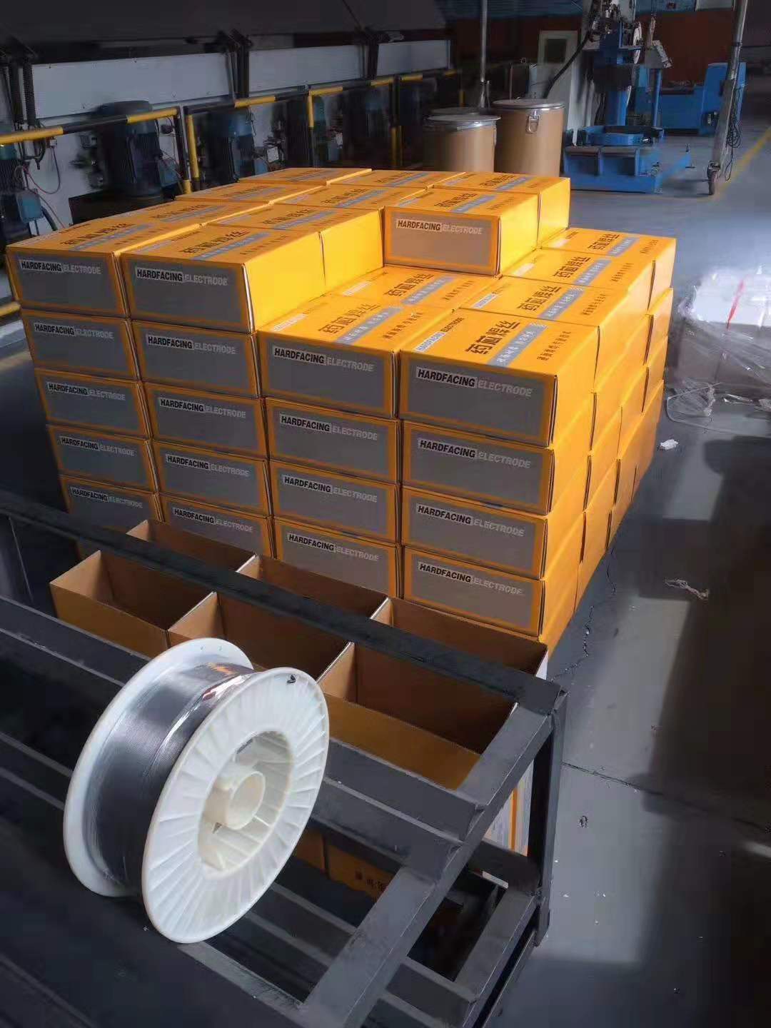 Abrasion-proof flux cored wire ZD310 ZD3 ZD3 ZD5 ZD6 ZD6 ZD6 cement plant roller press surfacing welding wire