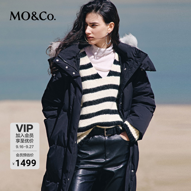 【C+ Series】【Moco Outlet】Down Jacket with Waterproof and Stain-Resistant Features, Heated Lining, Fur Collar, Hood, and Voluminous Warm Core 【C+ Series】【Moco Outlet】Down Jacket with Waterproof and Stain-Resistant Features, Heated Lining, Fur Collar, Hood, and Voluminous Warm Core
