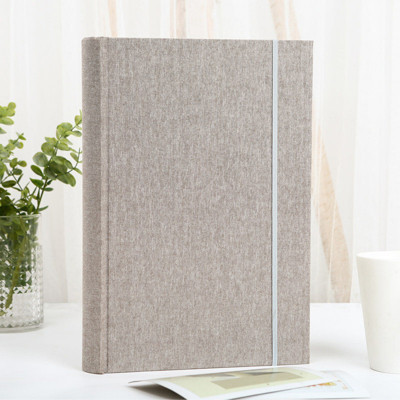 Japan imports 300 5-inch interstitial photo albums, this commemorative book, five-inch photo album, children's growth photo record book