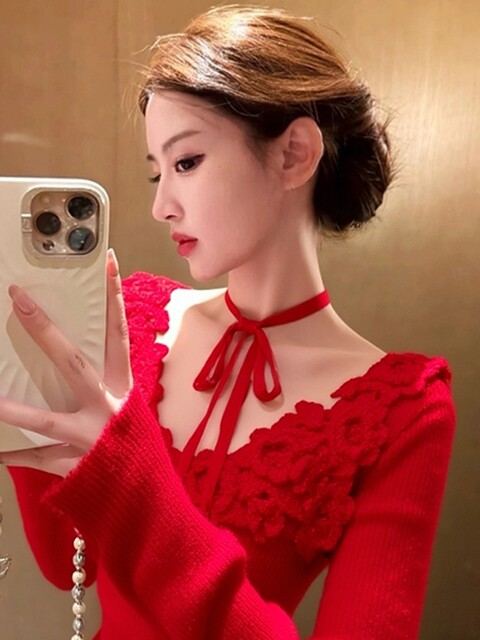 Spring Korean-Style Top, Unique and Super Pretty, Stylish, Age-Reducing, High-End, Soft and Lazy Style, Red Knit Sweater