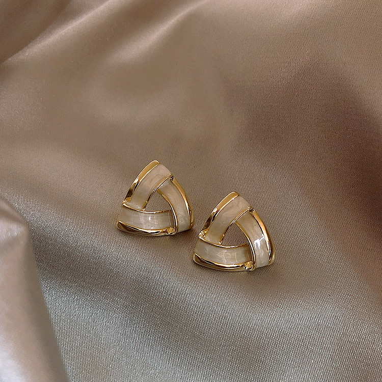 Earrings 2021 New wave High Sensation Ears Pure Silver Needle Mesh Red Temperament Brief Lukewarm Wind Lady Small South Korea