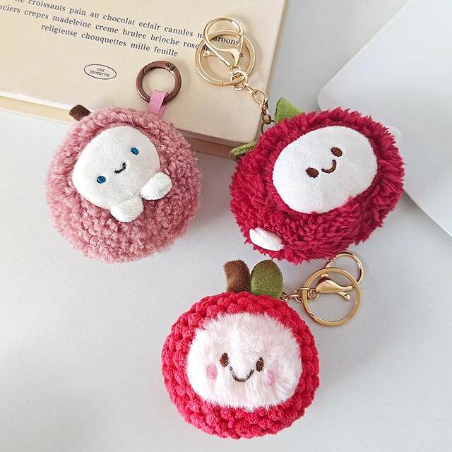 Cartoon Changan Lychee and Bayberry Plush Keychain Creative Realistic Fruit Keychain Doll Bag Pendant
