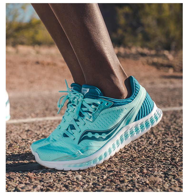 索康尼旗舰级跑鞋 KINVARA 菁华 11 男女轻量缓震跑鞋 图5