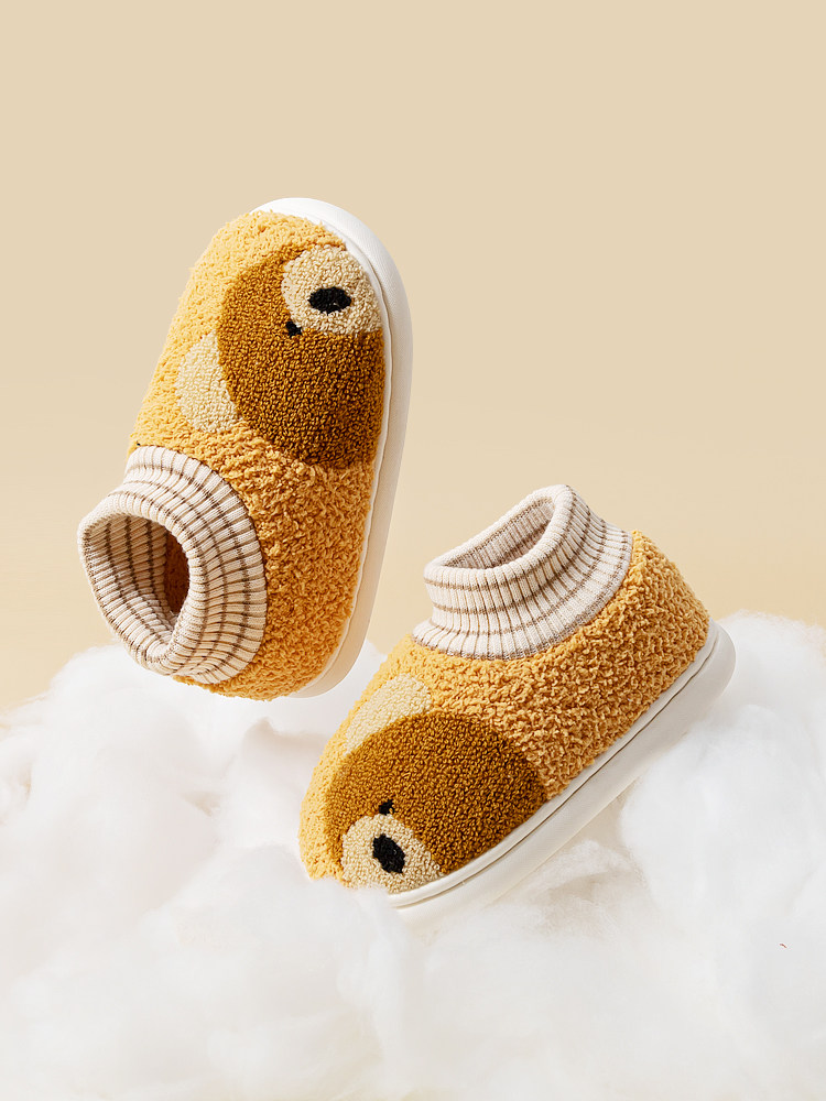 Winter children's bag with cotton slippers boy non-slip warm shoes children's home shoes girls baby fur shoes cotton shoes