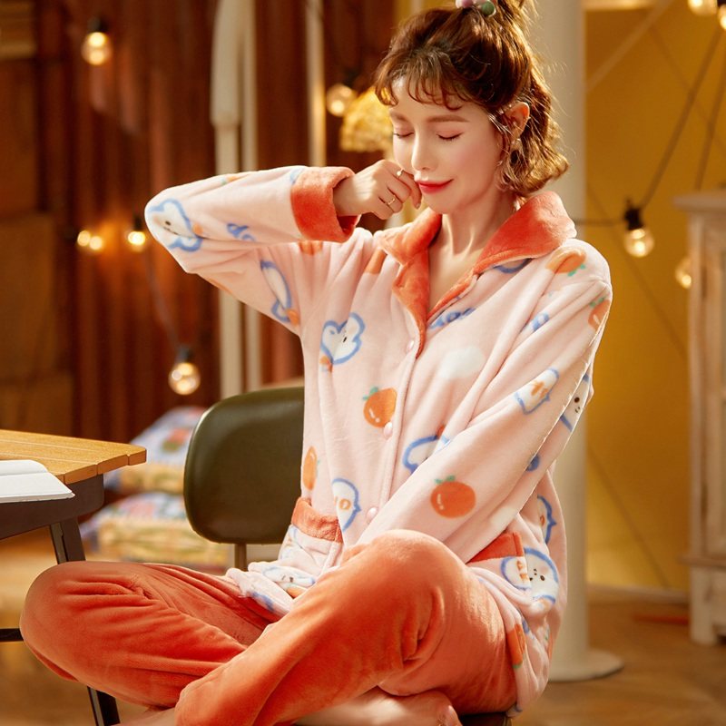 Autumn and winter thickened coral fleece pajamas women's suit home service plush cute flannel long-sleeved cardigan can be worn outside