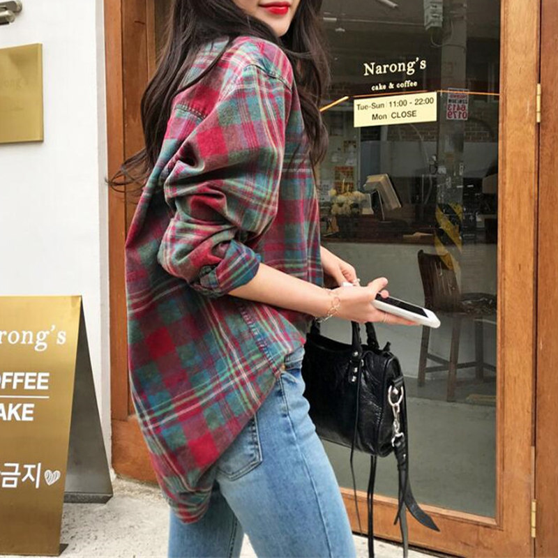 Retro Port Taste Plaid Shirt Woman 2022 Spring Dress New Design Sensation Small Crowd Loose Long Sleeve Wearing Shirt Jacket