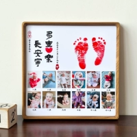 Североамериканский тик [Duoxile] поставляется с тремя комплектами фотографий.