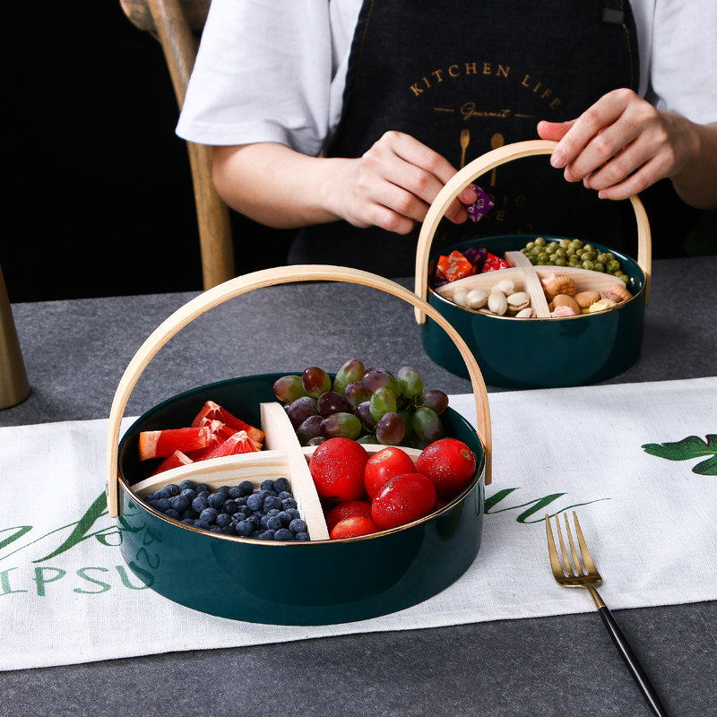 Living room Home Fruit pan Creative Chinese New Year Candy Box Light Lavish Dried Fruit Pan Nordic Mesh Red Ins Snack Pan Brief