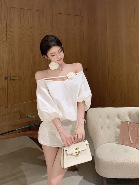 Niche flower one-line off-shoulder hip skirt summer new high-end shirt dress mid-sleeve slim short skirt for women