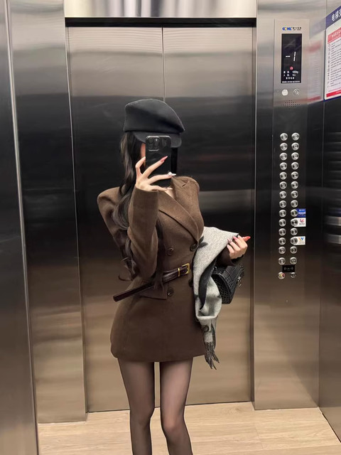 Melard Brown Shoulder-Length Blazer for Women, Autumn and Winter, High-End Double-Breasted Waist-Cinching Slimming Top