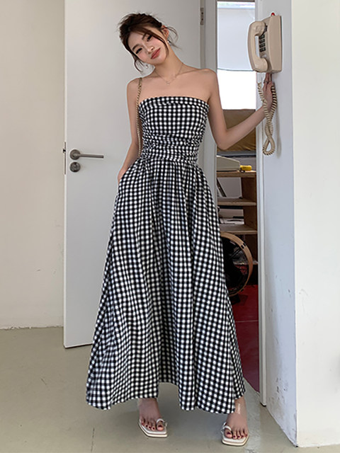 Plaid Tube Top Dress, One-Shoulder Dress, Women's Summer French Style Design, Waist-Cinching, Seaside Vacation Long Dress