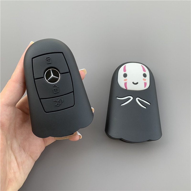 Suitable for Mercedes-Benz key set E200L E300L C260L C200L car 320L shell A-class cartoon keychain