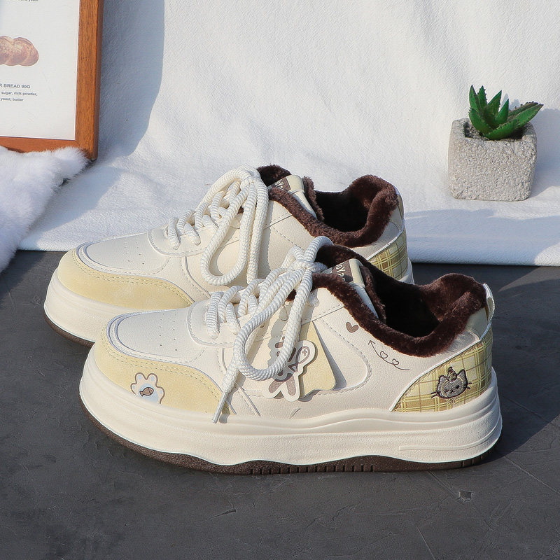 2025 Autumn and Winter Cartoon Print Fleece-Lined Sneakers for Women, Warm and Versatile White Shoes, Student Casual Comfortable Sports Cotton Shoes