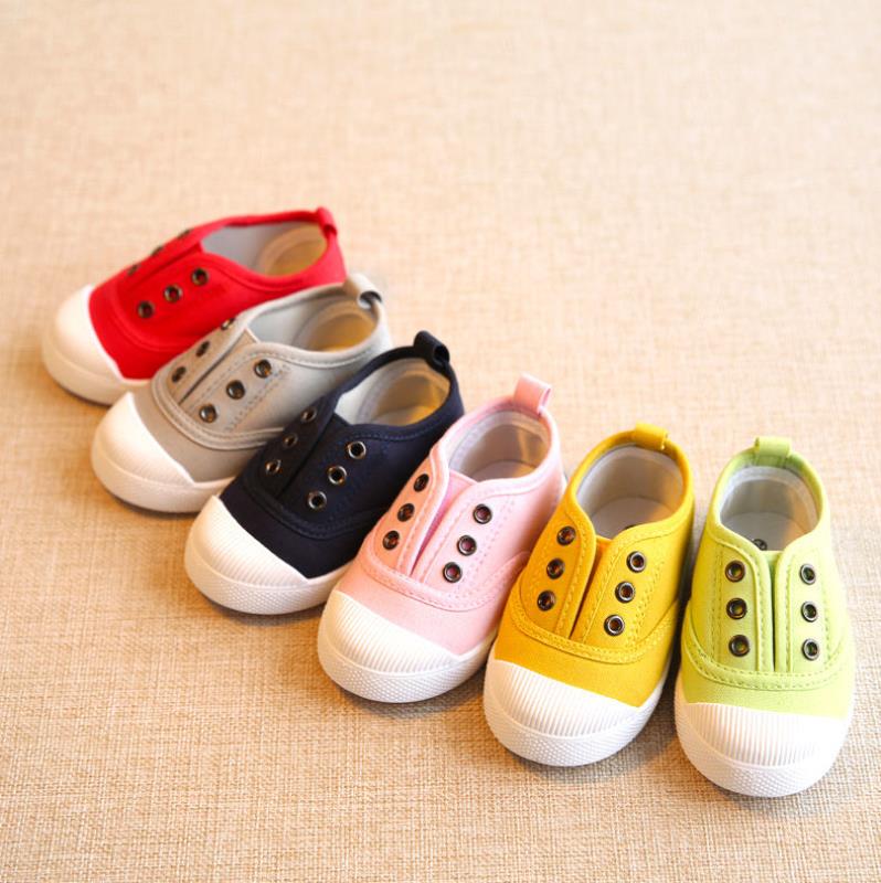 Spring and autumn children's canvas shoes boys and girls board shoes children lazy shoes 1-3 years old 2 pedal shoes