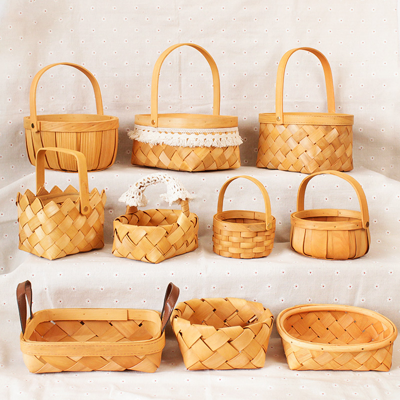 Picnic Basket Spring Swim Woven Small Basket Outdoor Hand Basket Fruit Eggs Ginger Garlic Bread Vines choreographeedine