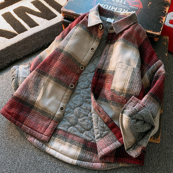 Boys' shirts quilted and velvet thickened autumn Korean style children's shirt plaid 2022 new children's clothing autumn and winter warm