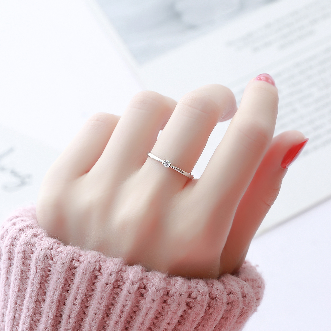 925 Sterling Silver Single Diamond Ring Female Fashion Personality Simple Temperament Ring Proposal Ring Valentine's Day Gift for Girlfriend